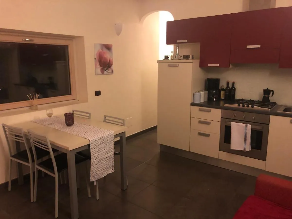 Ficarra Apartments Mezzegra