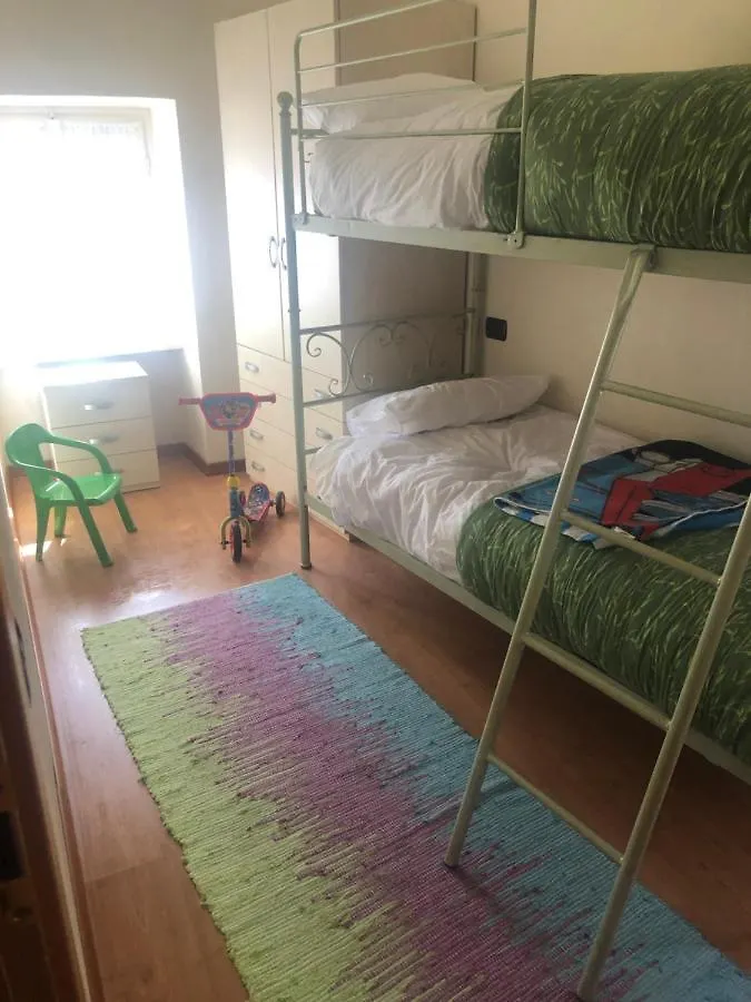 Ficarra Apartments Mezzegra Italia